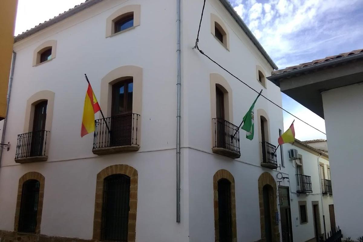 Hotel Baeza Monumental By Eme Hoteles Екстериор снимка