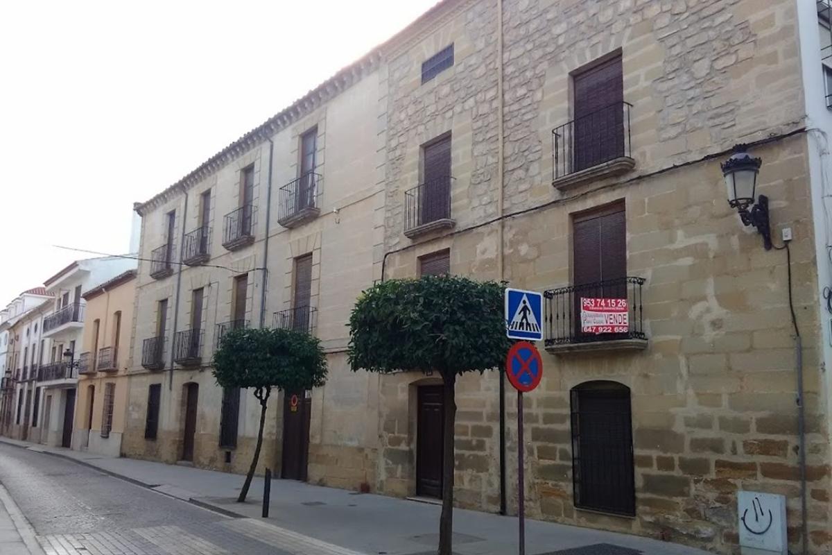 Hotel Baeza Monumental By Eme Hoteles Екстериор снимка