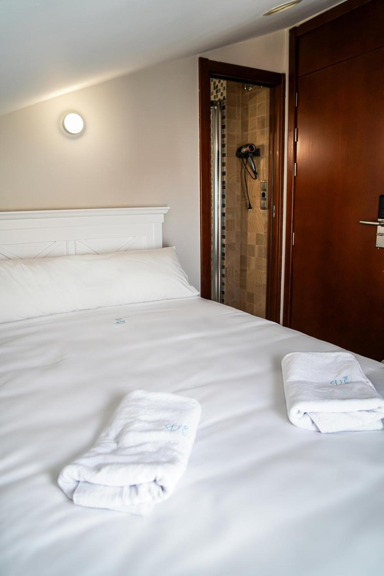 Hotel Baeza Monumental By Eme Hoteles Екстериор снимка