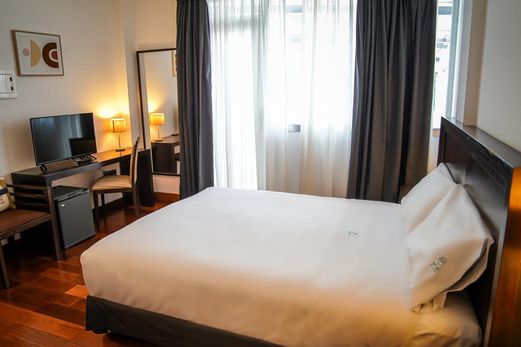 Hotel Baeza Monumental By Eme Hoteles Екстериор снимка